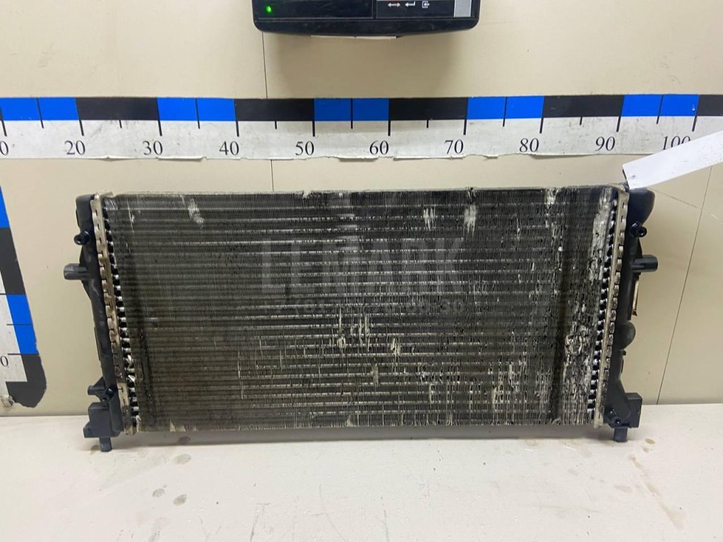 Радиатор основной