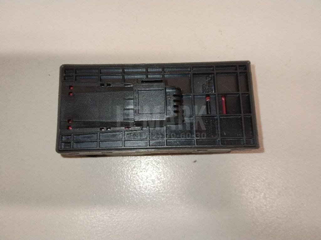 Блок управления стеклоподъемниками