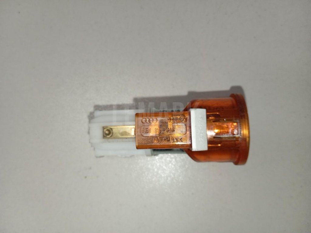 Гнездо прикуривателя