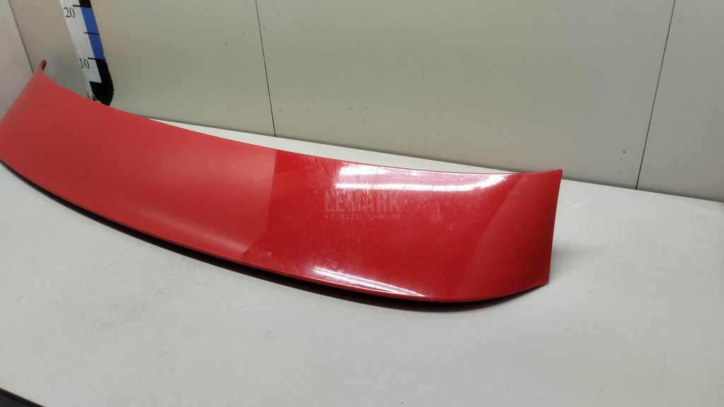 Спойлер (дефлектор) багажника