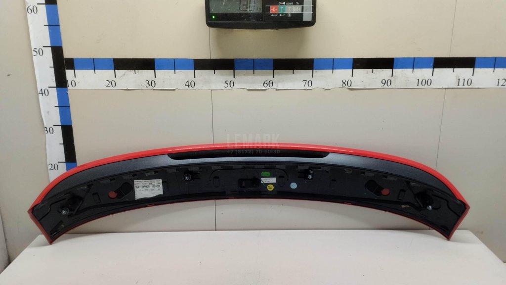 Спойлер (дефлектор) багажника