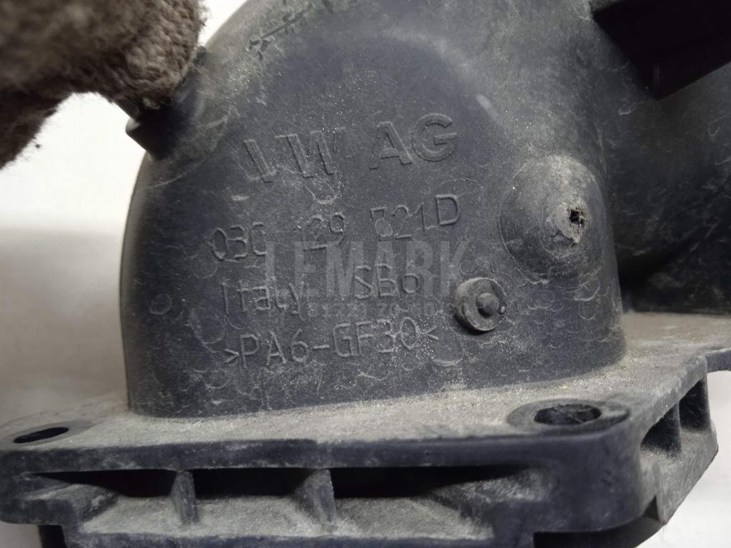 Патрубок воздушного фильтра