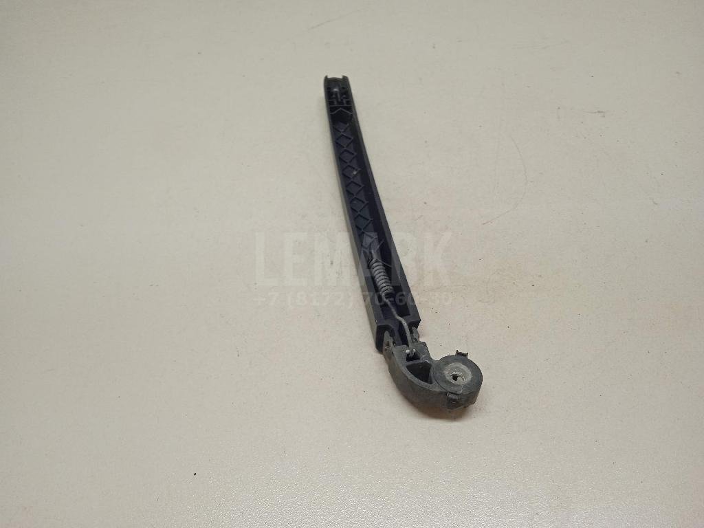 Поводок стеклоочистителя заднего