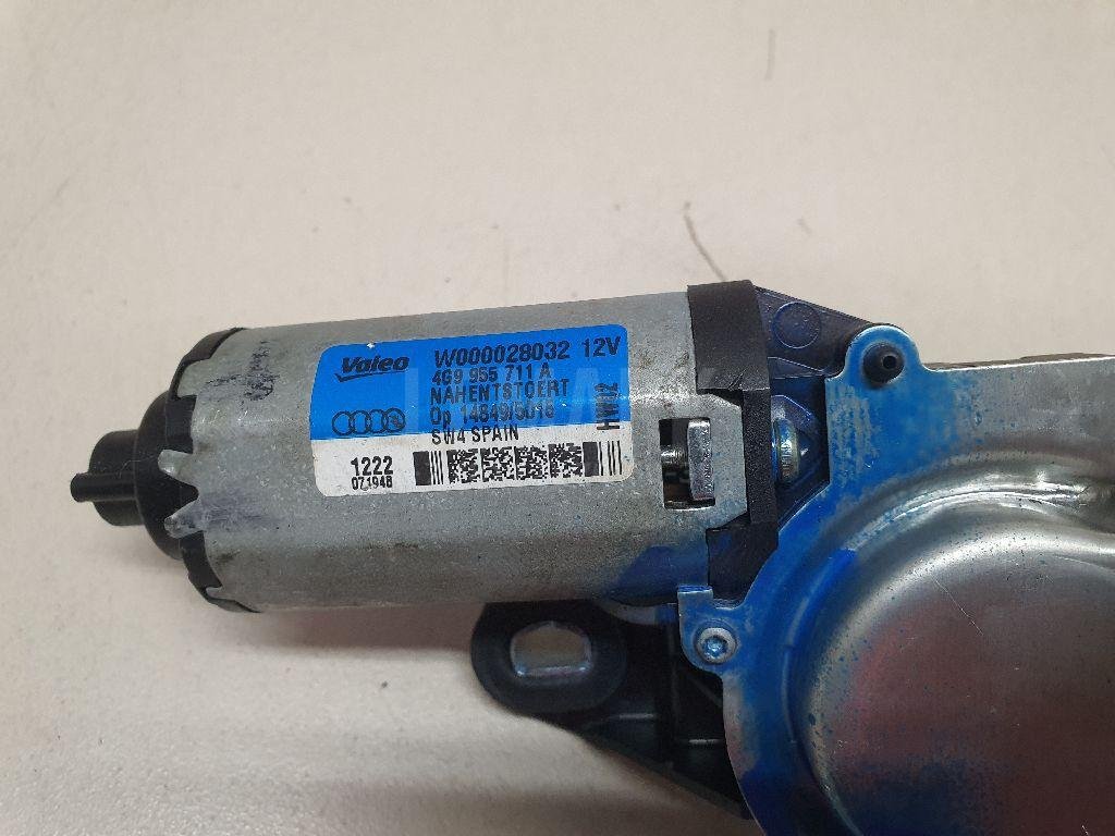 Моторчик стеклоочистителя задний