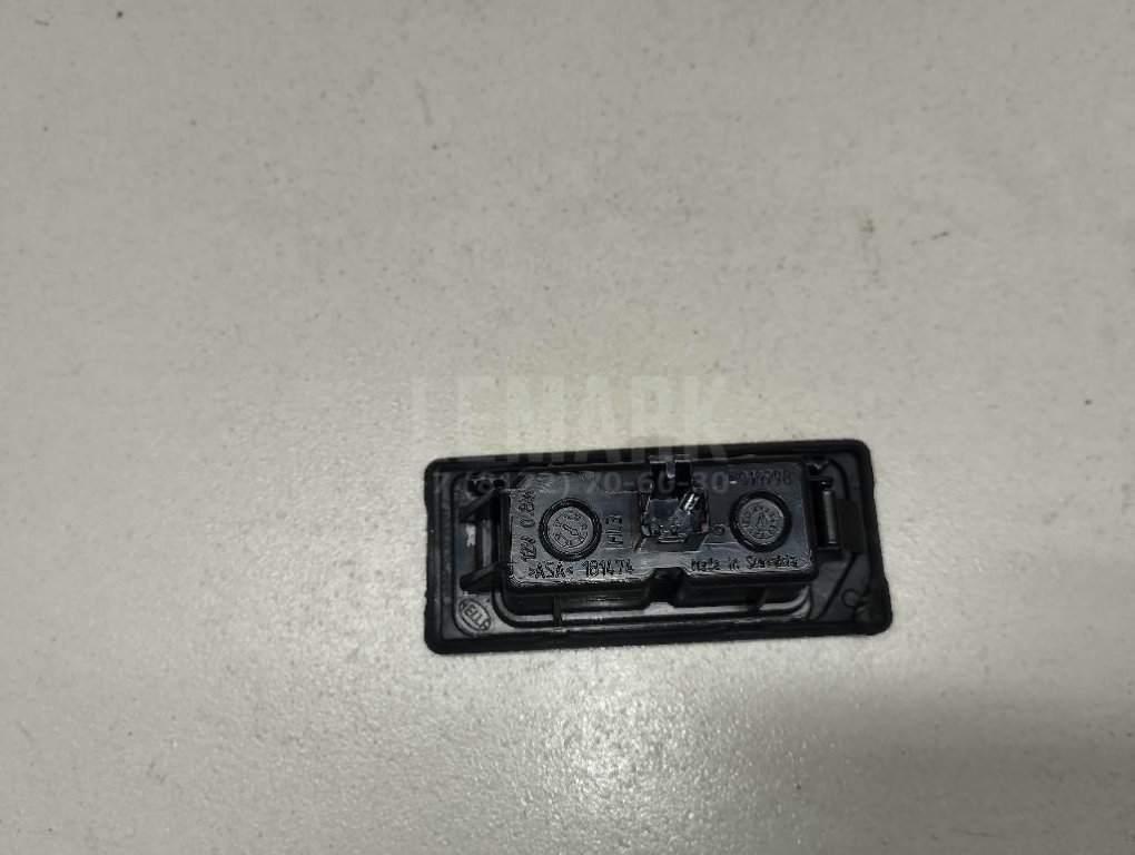 Фонарь подсветки номера