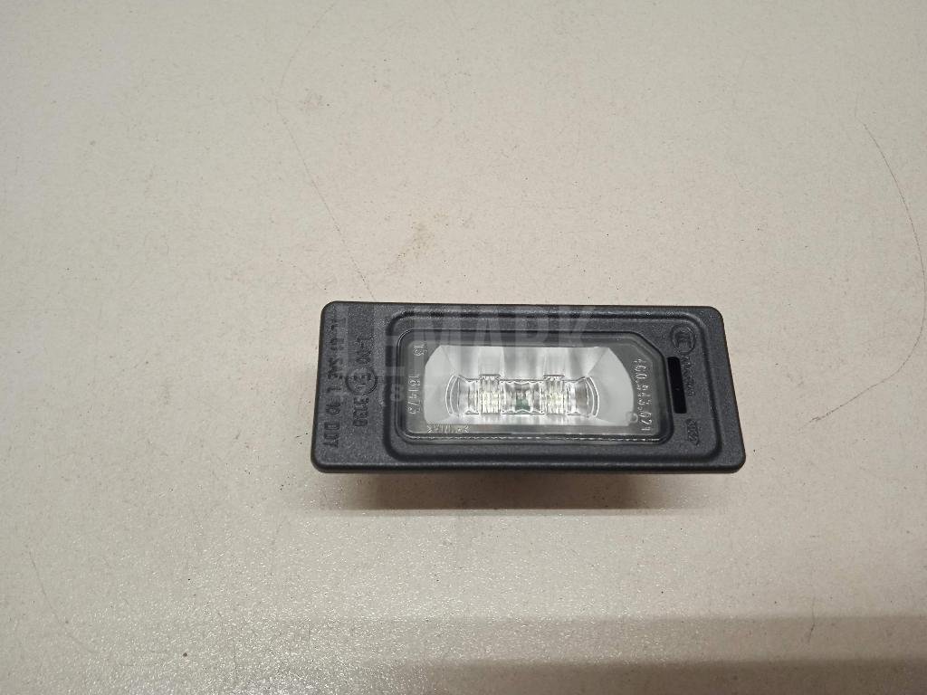 Фонарь подсветки номера