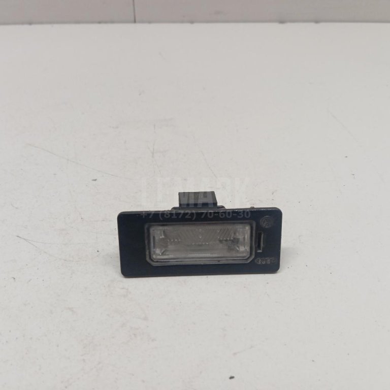 Фонарь подсветки номера