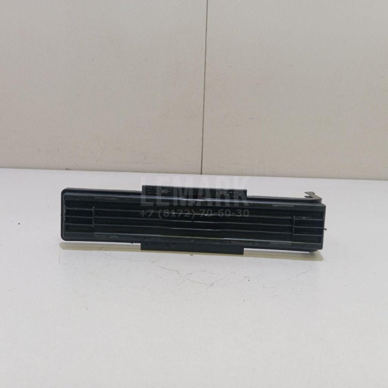 Крышка салонного фильтра