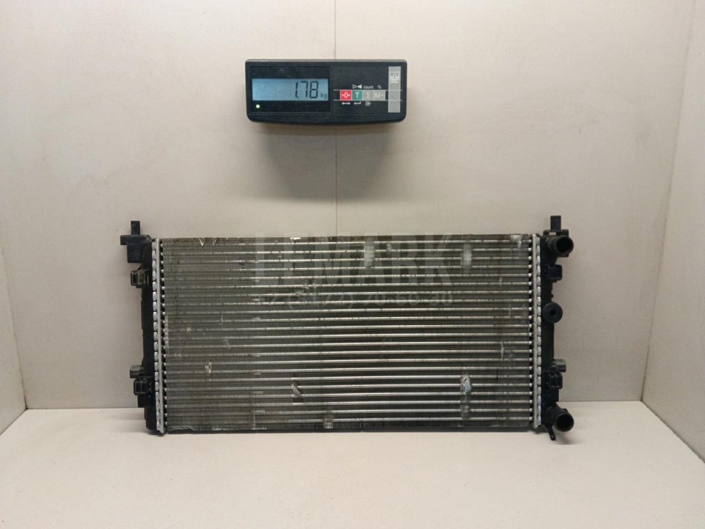 Радиатор основной