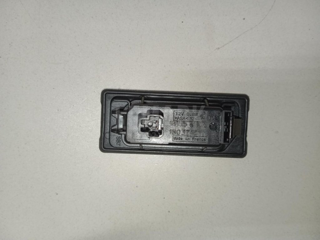 Фонарь подсветки номера