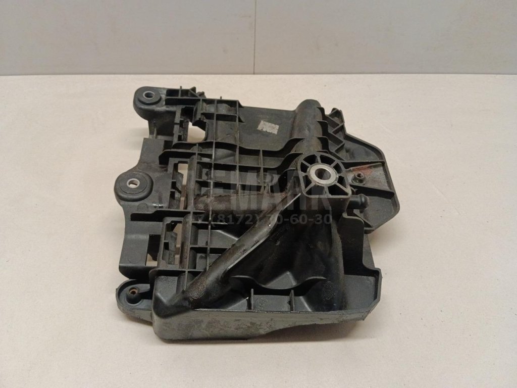 Крепление АКБ (корпус/подставка)