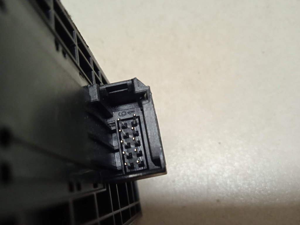 Блок управления стеклоподъемниками