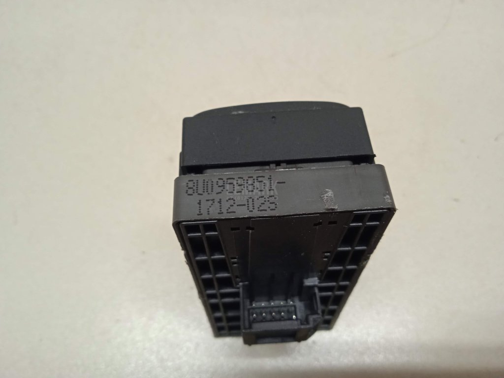 Блок управления стеклоподъемниками