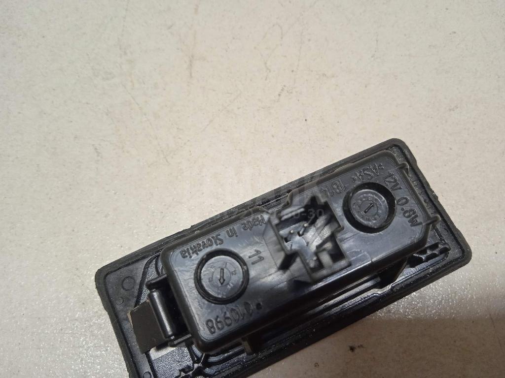 Фонарь подсветки номера