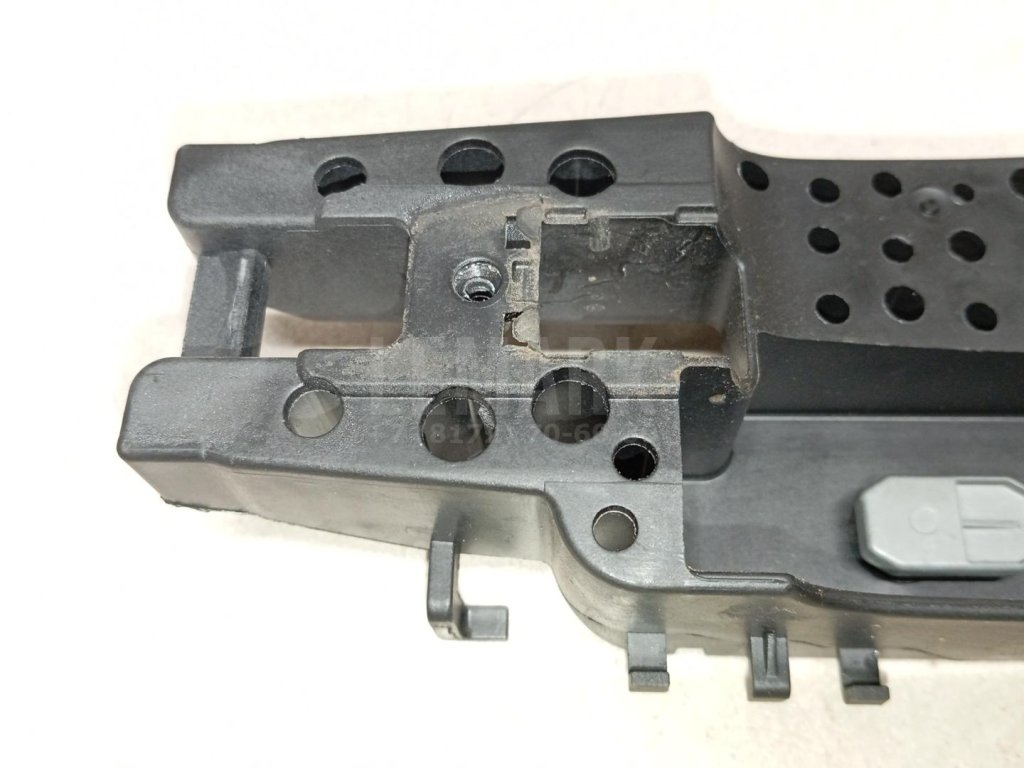 Кронштейн ручки для  Audi A3 (8Y) 2020