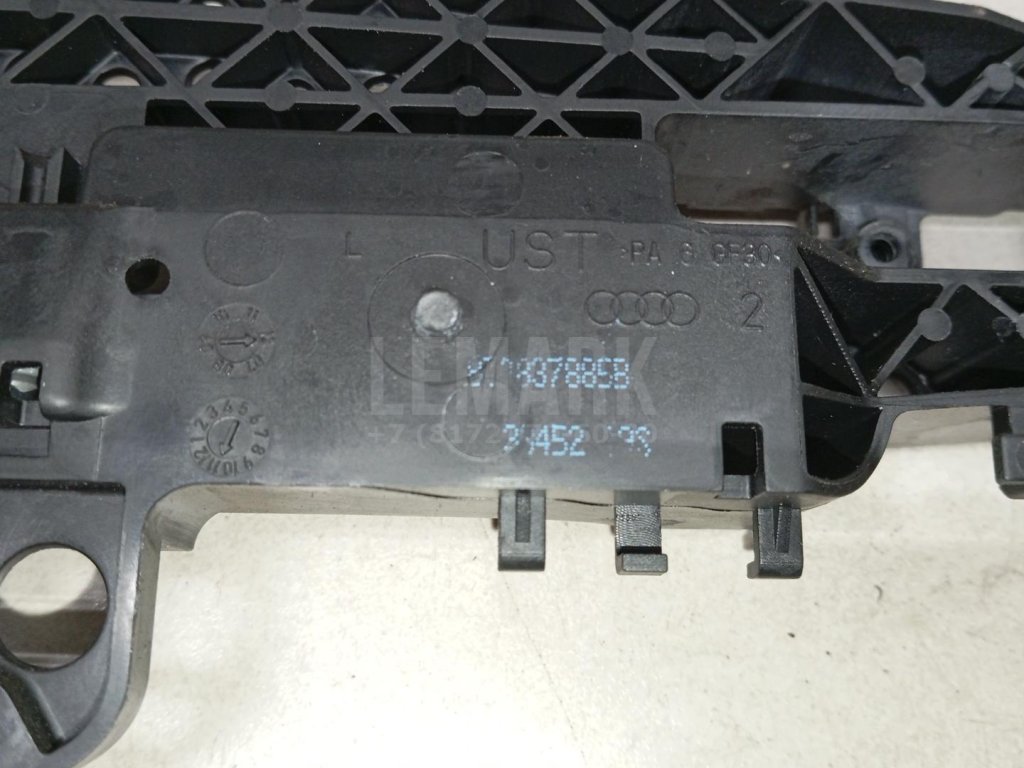 Кронштейн ручки для  Audi A3 (8Y) 2020