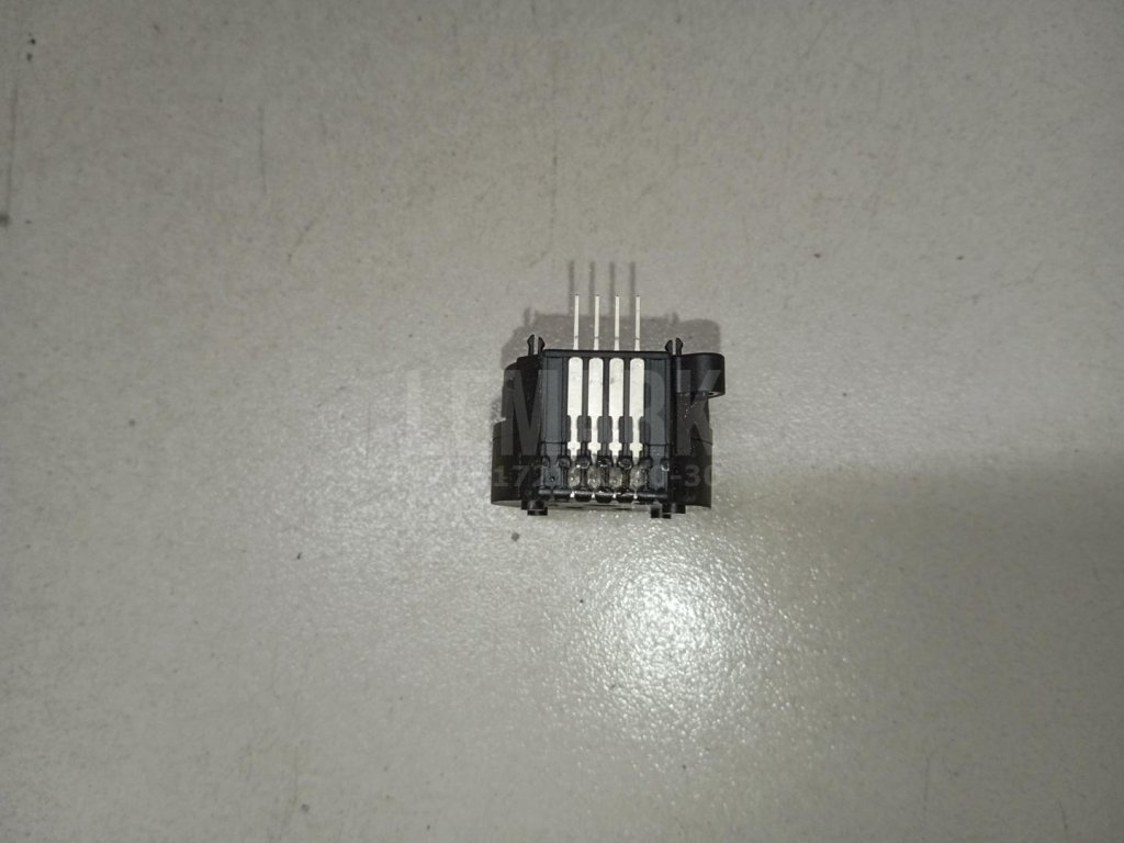 Датчик для  Audi A4 [B9] 2015