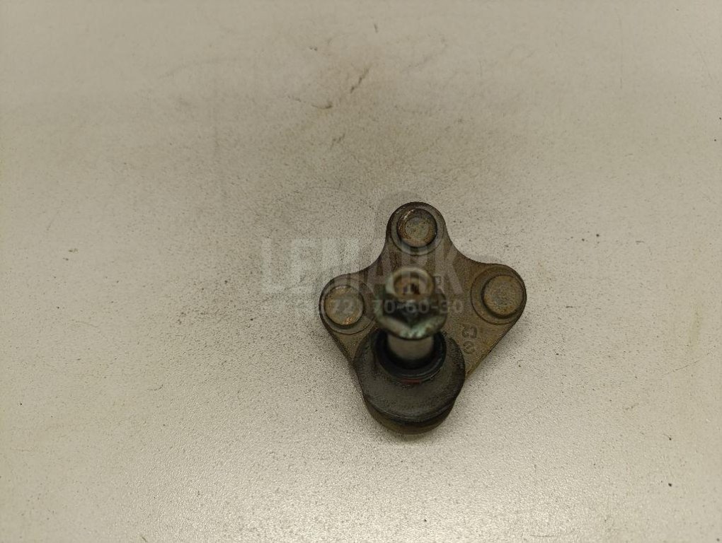 Опора шаровая левая передней подвески