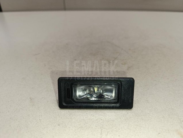 Фонарь подсветки номера