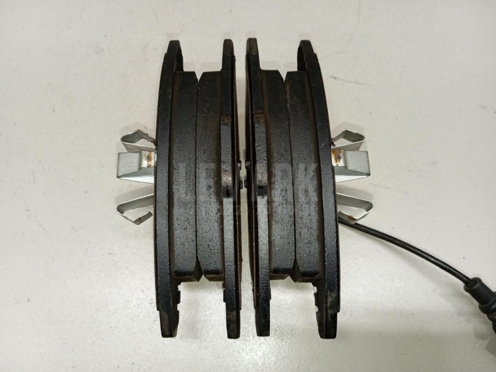 Колодки тормозные передние к-кт