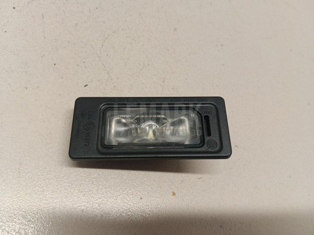 Фонарь подсветки номера для  Audi 80/90 [B4] 1991-1995