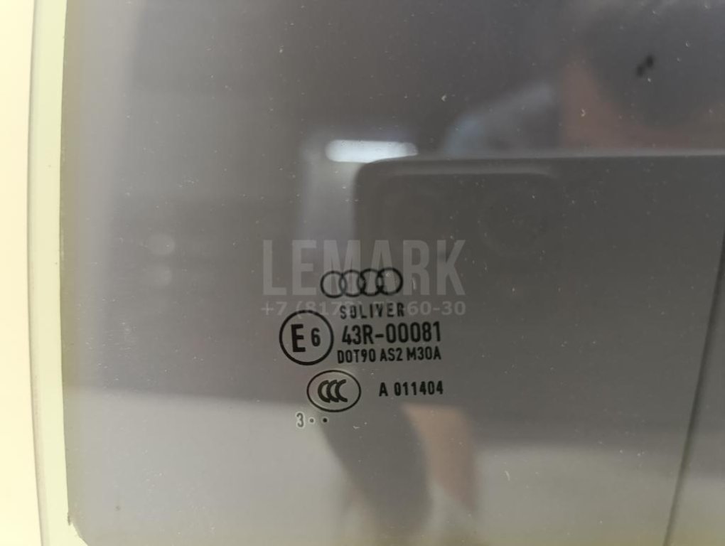 Стекло двери задней левой