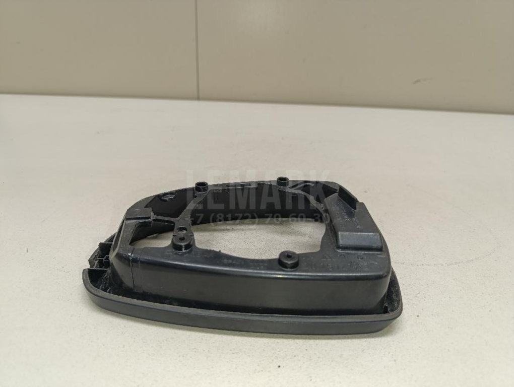 Рамка зеркала правого