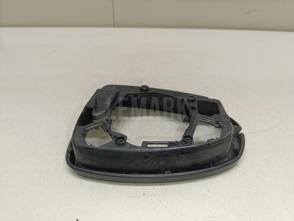 Рамка зеркала правого