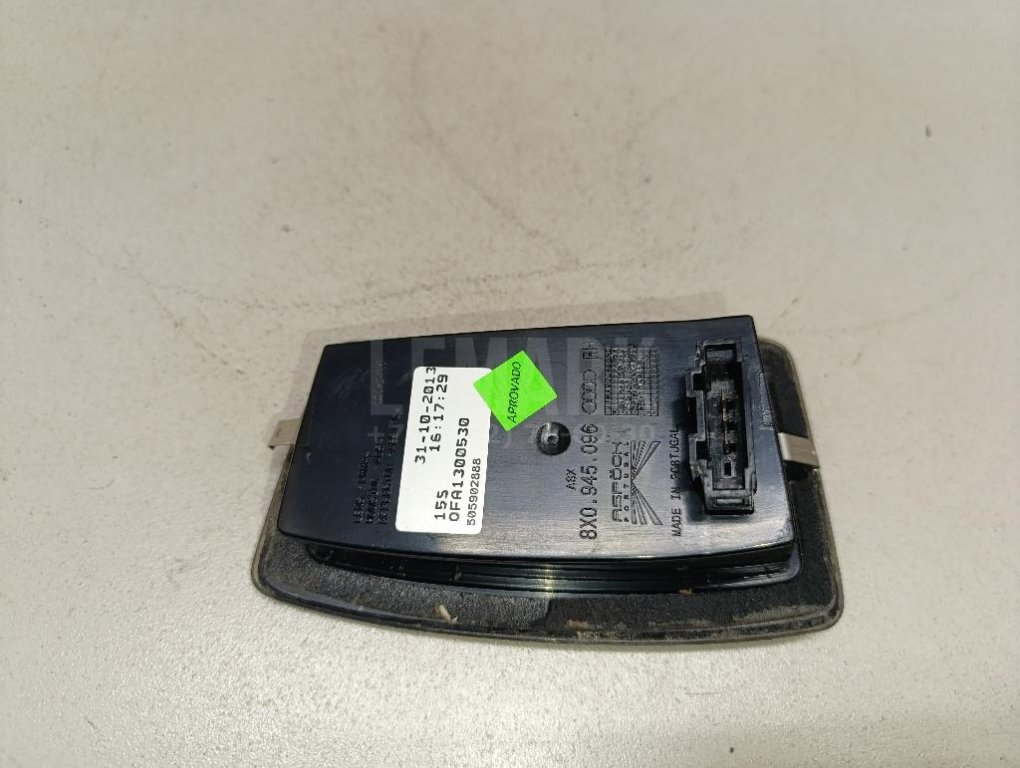 Фонарь задний внутренний правый