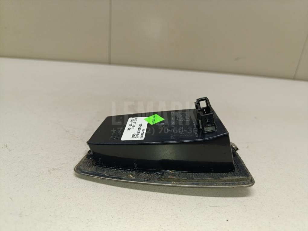 Фонарь задний внутренний правый