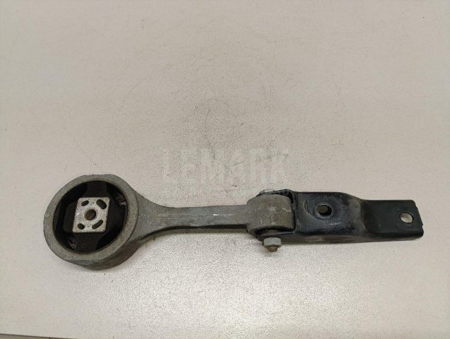 Опора двигателя задняя