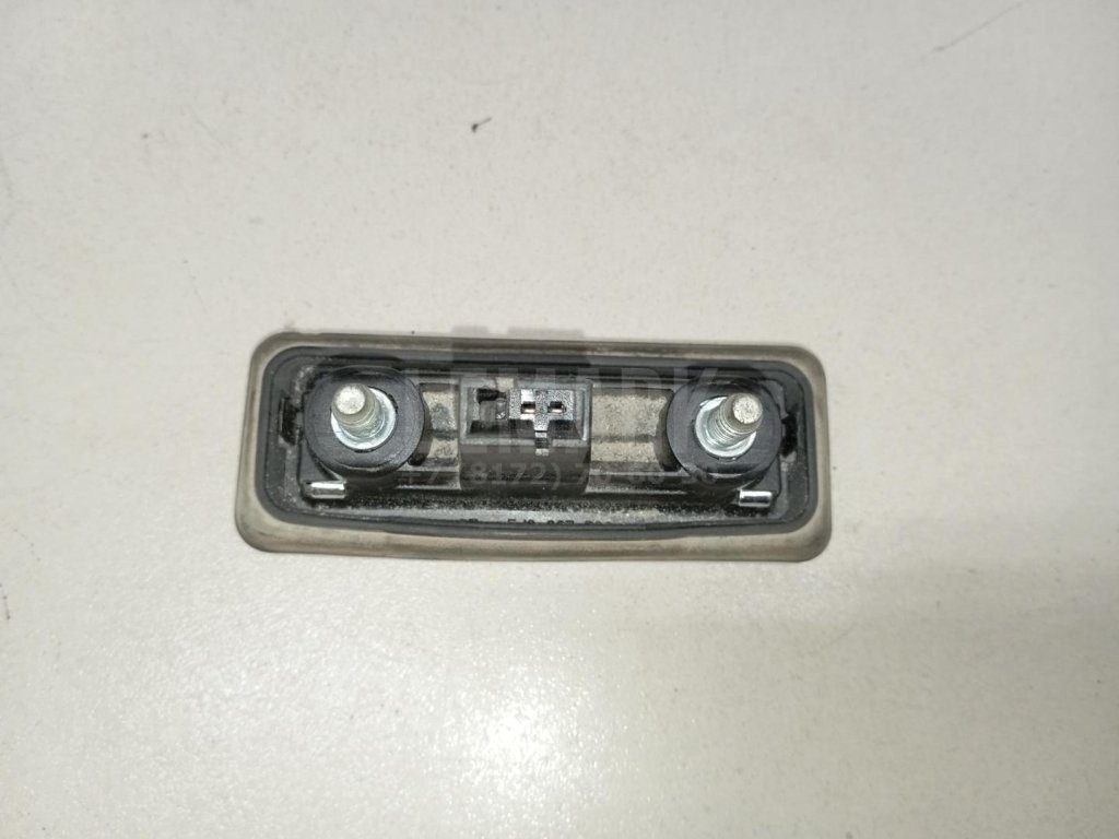 Кнопка открывания багажника