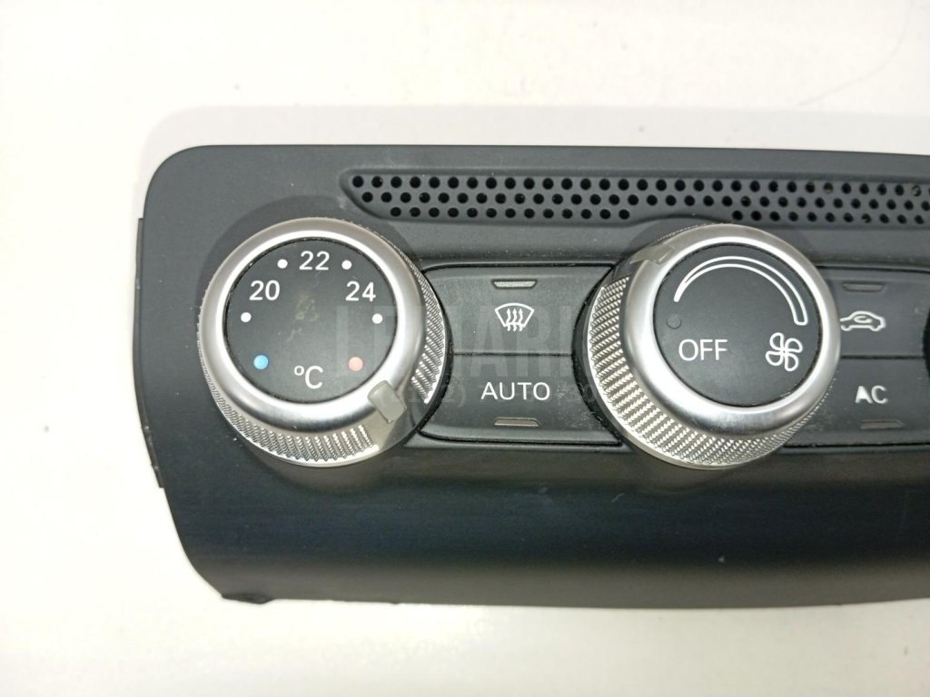 Блок управления климатической установкой