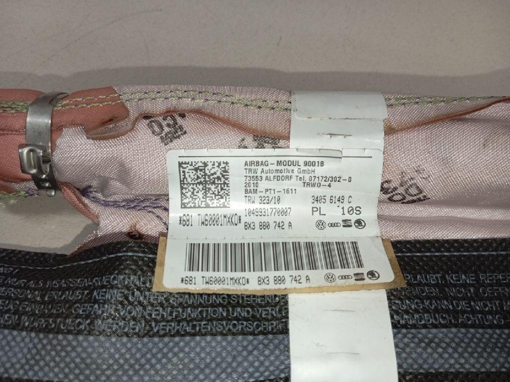 Подушка безопасности боковая (шторка)