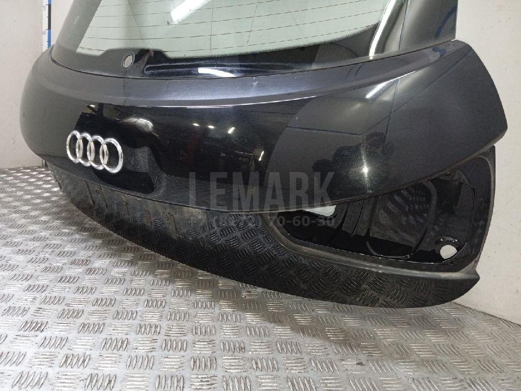 Стекло двери багажника