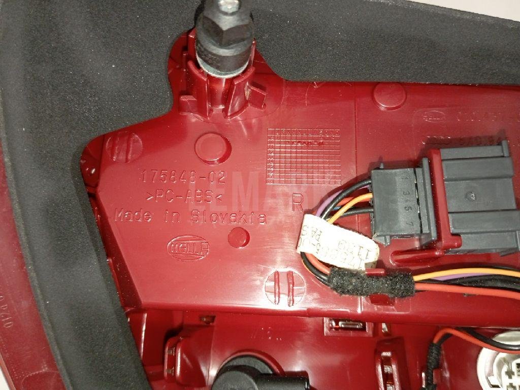 Фонарь задний правый для  Audi A3 [8PA] Sportback 2004-2013