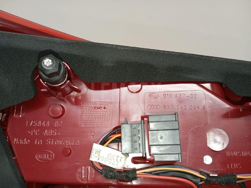 Фонарь задний правый для  Audi A3 [8PA] Sportback 2004-2013