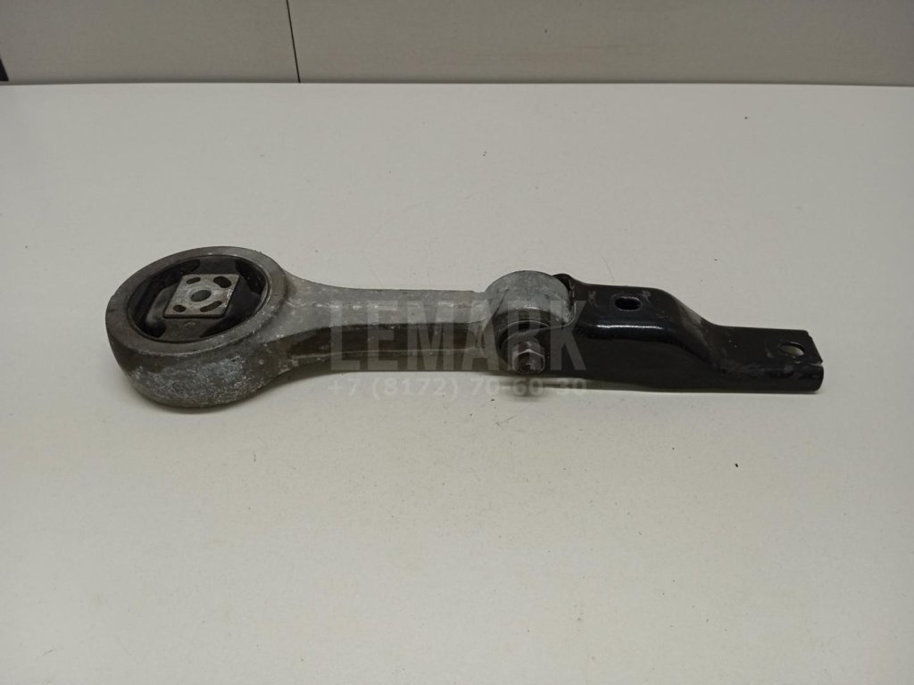 Опора двигателя задняя