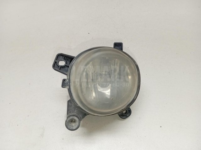 Фара противотуманная левая