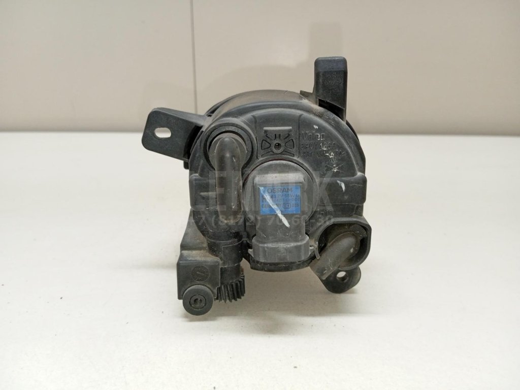 Фара противотуманная правая