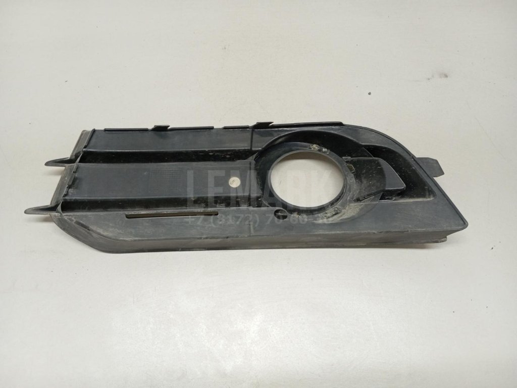 Решетка в бампер правая для  Alfa Romeo 159 2005-2011