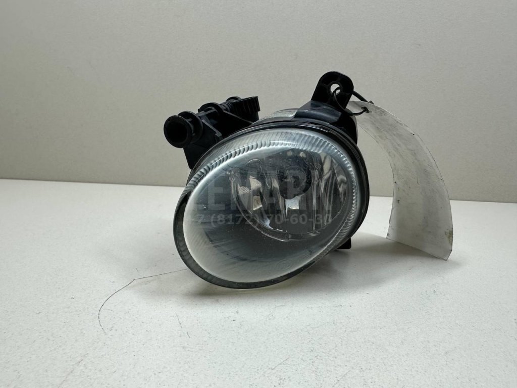 Фара противотуманная правая
