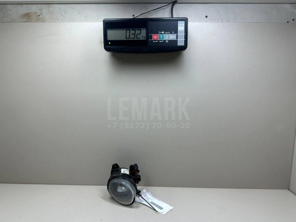 Фара противотуманная левая