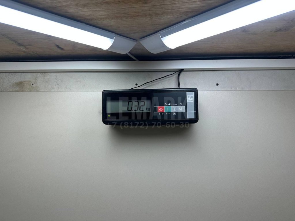 Фара противотуманная левая