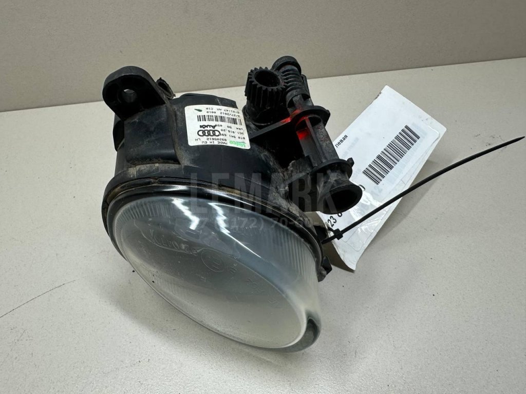 Фара противотуманная левая