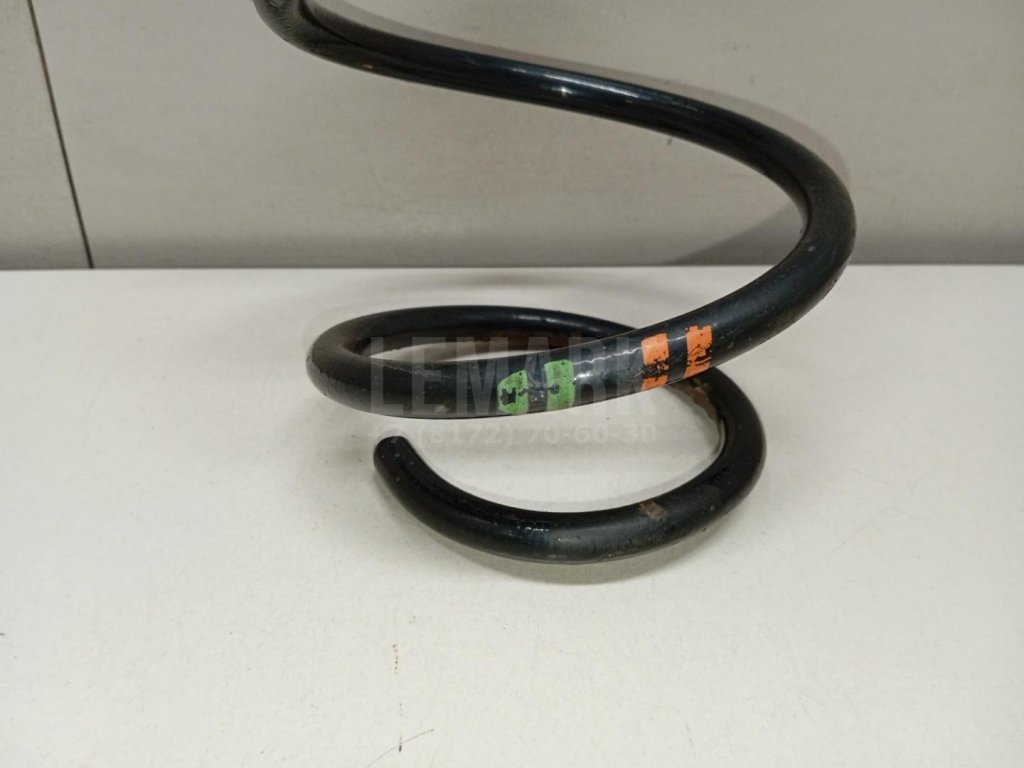 Пружина передняя