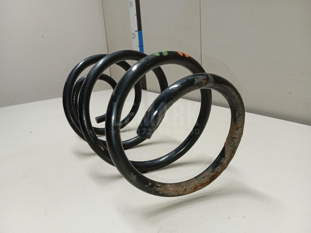 Пружина передняя