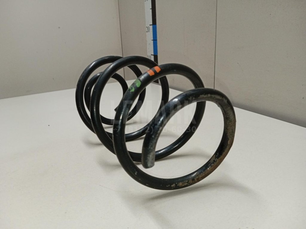 Пружина передняя