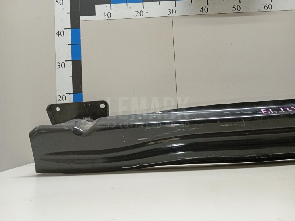 Усилитель заднего бампера