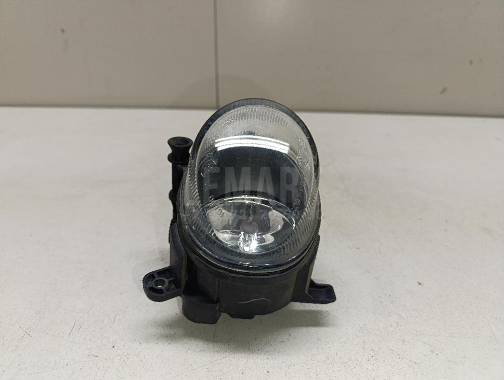 Фара противотуманная левая